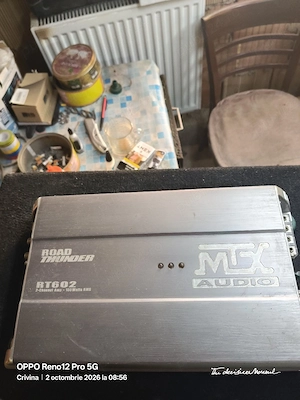 vând tub de bass Blaupunct cu amplificator MTX 
