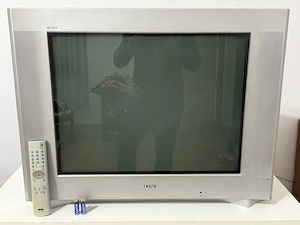TV CRT Sony Trinitron WEGA 72cm,model KV-29CS60K,ecran plat,300 ore functionare,ca NOU.Retro Gaming
