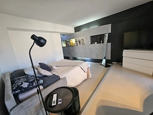 Oferta inchiriere studio de lux zona centrala,  47 mp, parcare, 350 EURO - imagine 8