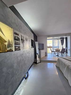 Oferta inchiriere studio de lux zona centrala,  47 mp, parcare, 350 EURO - imagine 11