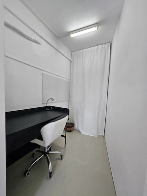 Oferta inchiriere studio de lux zona centrala,  47 mp, parcare, 350 EURO - imagine 19