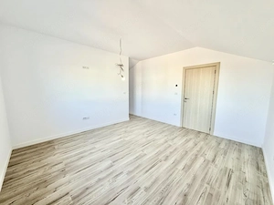 Duplex 4 camere - 115 mp - despartit prin camera tehnica - Calea Urseni - imagine 13