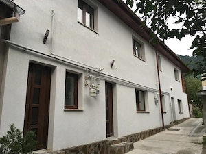 Garsoniera cu gradina in Centru - imagine 4
