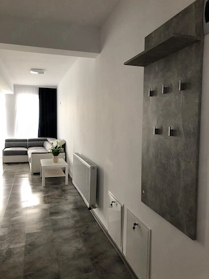 Apartament 3 camere de închiriat   Oradea, Str. Xenopol nr. 35 | Parter | Grădină proprie - imagine 8