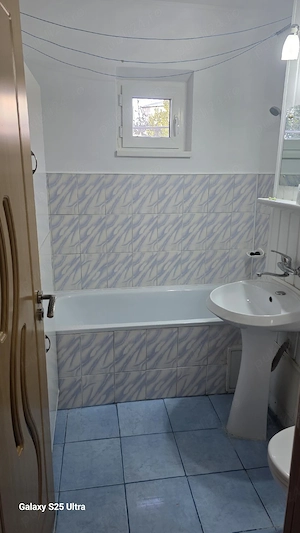 Vand Apart 3 Cam ,dec et 1 ,Piata mare ,77.500 Euro usor neg  - imagine 2