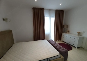 Apartament cu 3 camere de închiriat în zona Lipovei - imagine 2