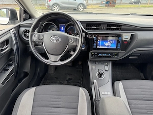 Toyota Auris 1.8 HYBRID baterie 90% - imagine 9