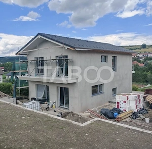 Casa individuala in Chinteni de vanzare 5 camere si curte generoasa - imagine 2