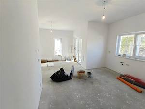 Duplex 5 camere - despartit prin garaj - teren generos - imagine 3