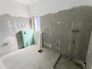 Duplex 5 camere - despartit prin garaj - teren generos - imagine 14