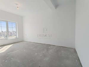Duplex 5 camere - despartit prin garaj - teren generos - imagine 10