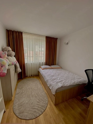 Apartament 3 camere de închiriat, Bld. Traian, zona spital, Scoala 2 - imagine 4