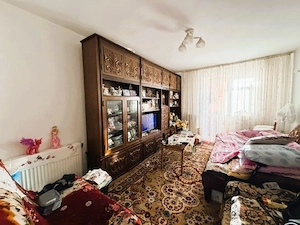 Apartament 2 camere decomandat etaj 3 - imagine 2