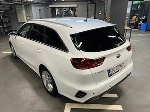 Kia Ceed Sportswagon (break), an fabricație 2019, motor 1.0 T-GDi benzină   120 CP, cutie manuală 6  - imagine 4