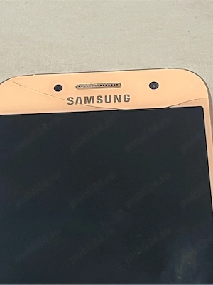 Samsung Galaxy A3 2017 pink