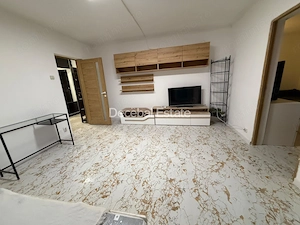 Metrou Titan - 2 Camere Decomandat Etaj 1 Renovat 2026 - imagine 3