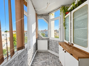 Apartament cu 2 camere, decomandat, 53,39 mp   Piața Centrală, bloc din 1988 - imagine 8