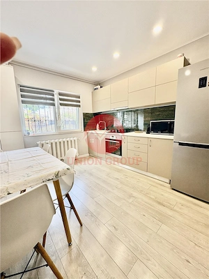Apartament 2 Camere Semidecomandat de  #206;nchiriat Faleza Nord - imagine 14