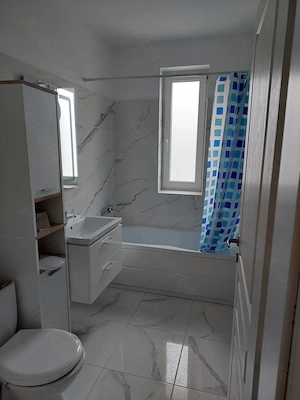 Închiriez apartament cu 2 camere  - imagine 8