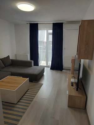Închiriez apartament cu 2 camere  - imagine 7