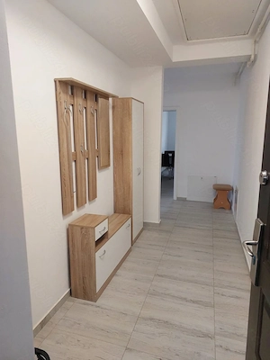 Închiriez apartament cu 2 camere  - imagine 2