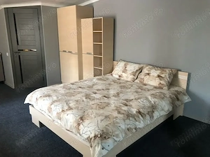 inchiriere garsoniera cu centrala in zona Stefan Cel Mare aproape de metrou.