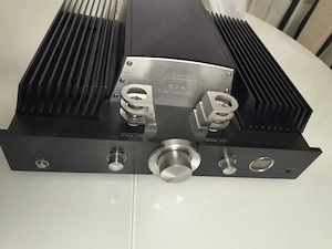 Amplificator Hibrid Magnat RV 4