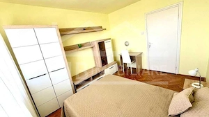 Apartament cu 3 camere, 55 mp, decomandat, Zona UMFST - imagine 3