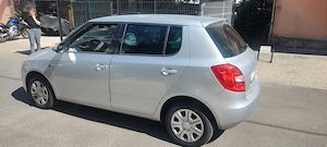 Persoana fizica unic proprietar vând Skoda Fabia 2009  acte la zi ITP valabil până în 2027 - imagine 2
