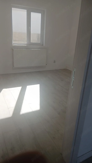 Casă de vânzare (parte duplex) - imagine 5