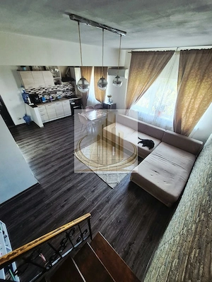 De vânzare apartament 3 camere 70mp - imagine 2