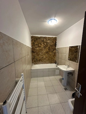 Inchiriez apartament cu o camera - imagine 3