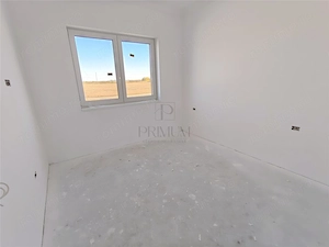 Duplex pe plan - canalizare - personalizare interioara - imagine 6