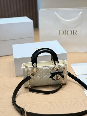   Christian Dior geantă de damă, piele naturală