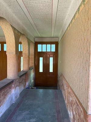 Vand casa si teren , situata central , langa biserica , sat Lugojel , la 6 km de Lugoj - imagine 3