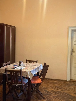 Vand casa si teren , situata central , langa biserica , sat Lugojel , la 6 km de Lugoj - imagine 12