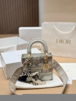   Christian Dior geantă de damă, piele naturală