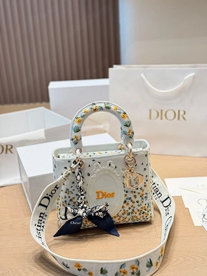   Christian Dior geantă de damă, piele naturală