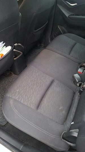 Hyundai ix2  CRDi   1.6 CRDi [Alege motorizarea corectă] Diesel   Euro 6   Stare Excele - imagine 5