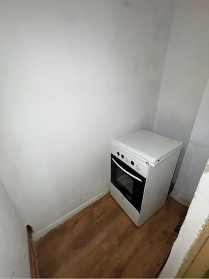 apartament 2 camere,zona Independentei ,et 2, gaz - imagine 2