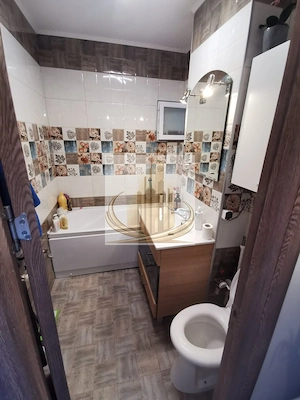 Vând apartament cu trei camere confort 1 - imagine 5