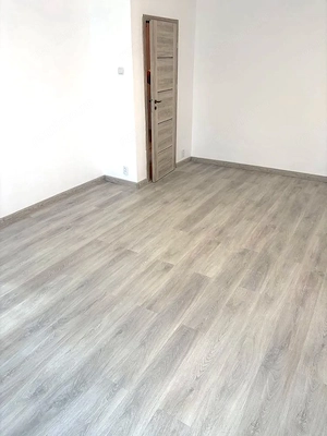 Vânzare Garsonieră Decomandată Lux Renovată Complet, Etaj 2/8, 1 Min Mall Vitan - imagine 4