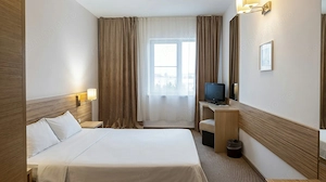 Apartament cu vedere panoramică în hotelul Rin - imagine 4