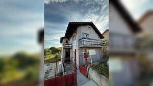 Casa înșiruită de vânzare în Iris
