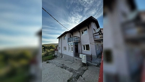 Casa înșiruită de vânzare în Iris - imagine 15