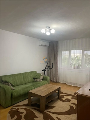 Decomandat 3 Camere Etaj 4 Zona Girocului   Plavat 2 - imagine 10