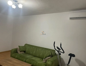 Decomandat 3 Camere Etaj 4 Zona Girocului   Plavat 2 - imagine 8