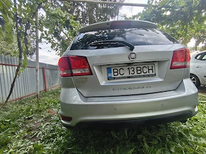 Fiat Freemont 2.0 an fabricație 2013 - imagine 2