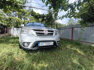 Fiat Freemont 2.0 an fabricație 2013 - imagine 3