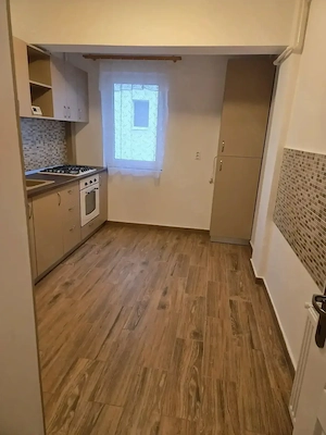 Apartament 2 camere decomandate+parcare subterana inclusa, Baciu - imagine 3